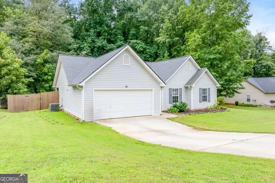 42 Edgefield Drive, Commerce, GA 30529 - Image #2