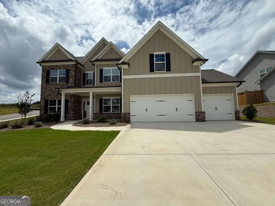 76 Hidden Fields Way, Hoschton, GA 30548 - Image #2