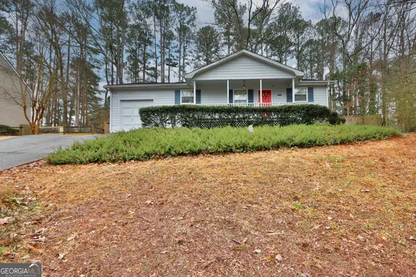 5037 Stone Trace, Stone Mountain, GA 30083