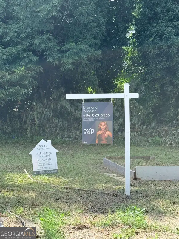 977 Smith Street Sw, Atlanta, GA 30310