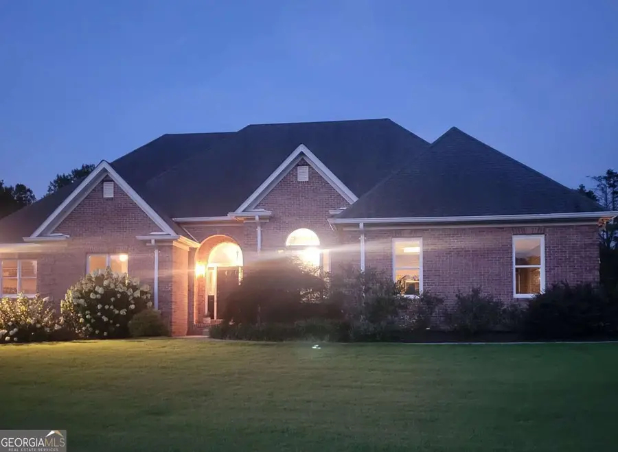 184 Scott Circle, Toccoa, GA 30577 - Image #2