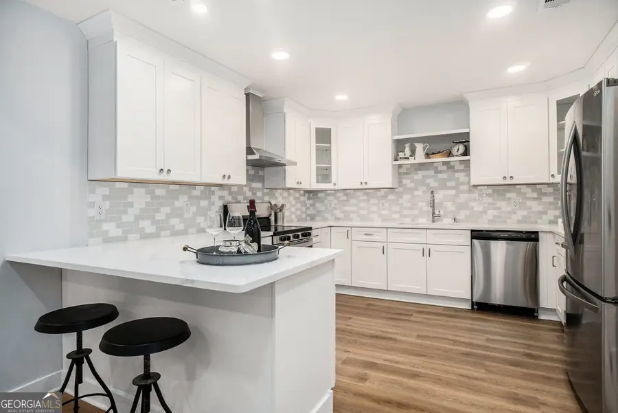 46 La Rue Place Nw, Atlanta, GA 30327 - Image #2