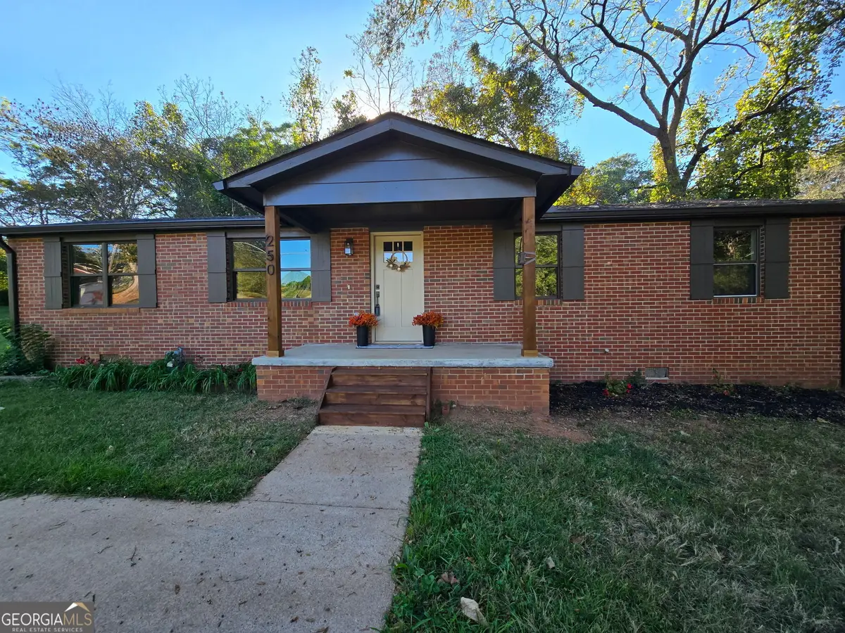 250 Mill Street, Barnesville, GA 30204 - Image #1