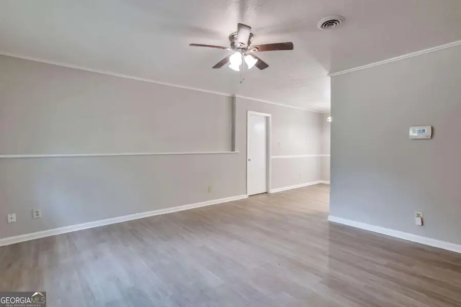 484 Evergreen Drive, Forest Park, GA 30297 - Image #3