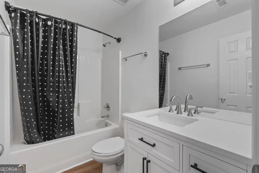 374 Creek Manor Way, Suwanee, GA 30024 - Image #3