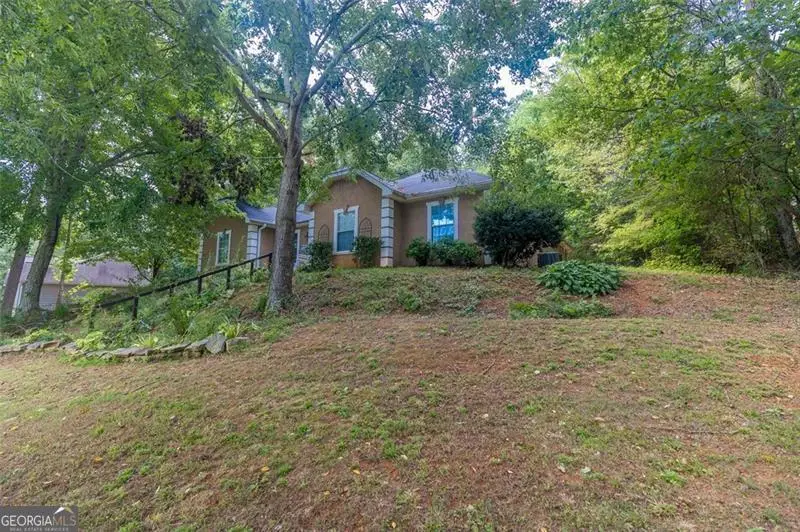 23 Hampton Drive, White, GA 30184 - Image #3