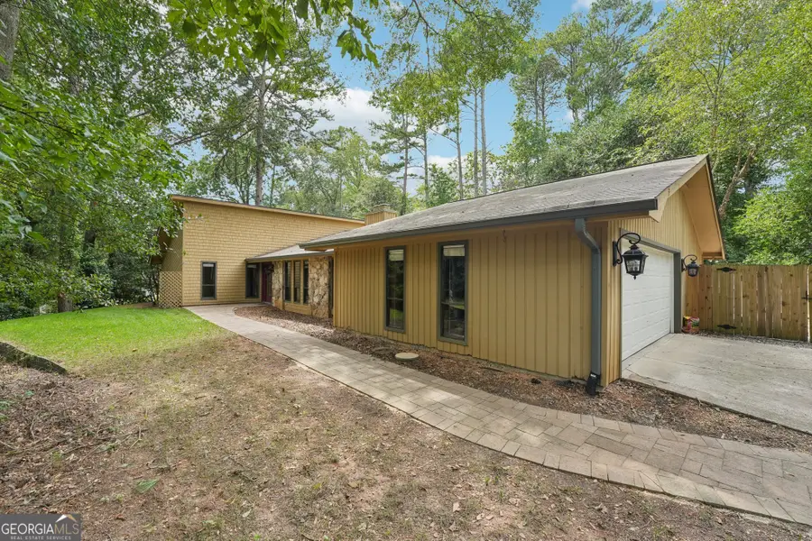 382 Greenfield Court, Marietta, GA 30068 - Image #2