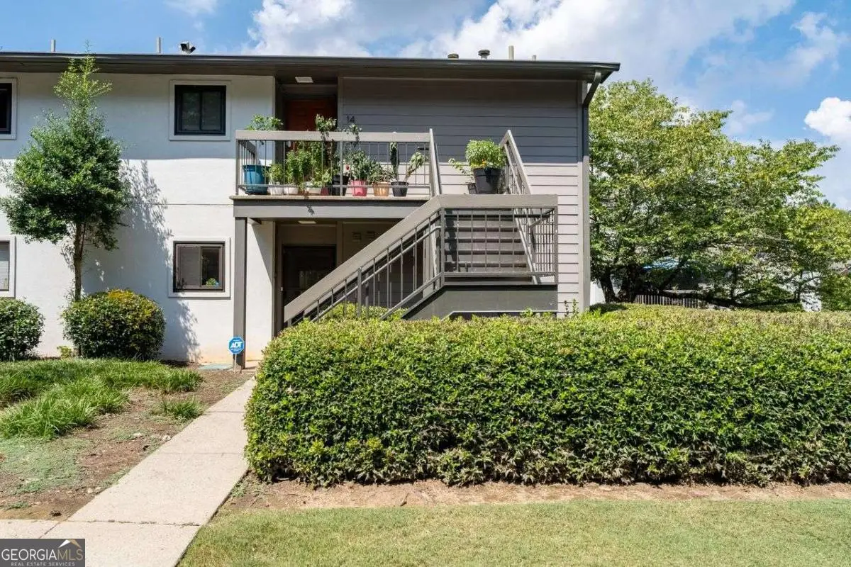 11 Finch Trail Ne, Atlanta, GA 30308 - Image #1