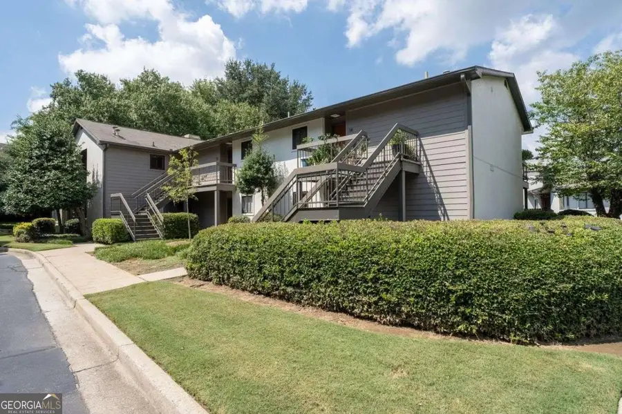 11 Finch Trail Ne, Atlanta, GA 30308 - Image #2