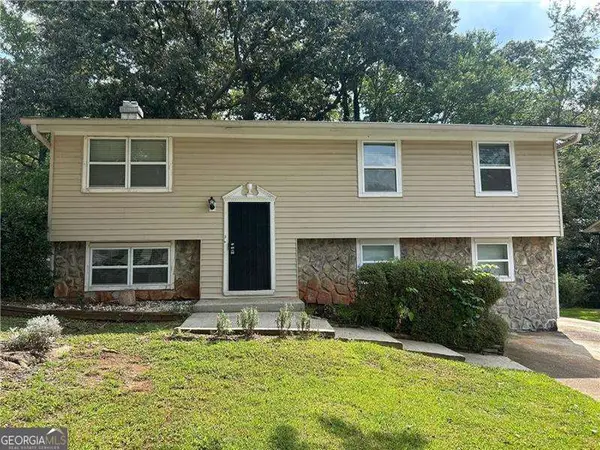 1214 Mannbrook Drive, Stone Mountain, GA 30083