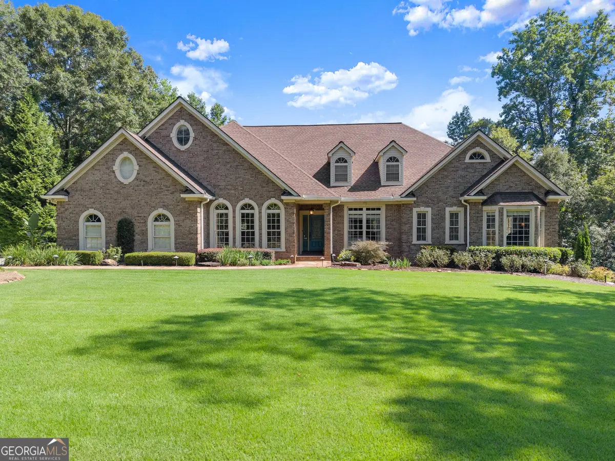 715 Antrim Glen Road, Hoschton, GA 30548 - Image #1