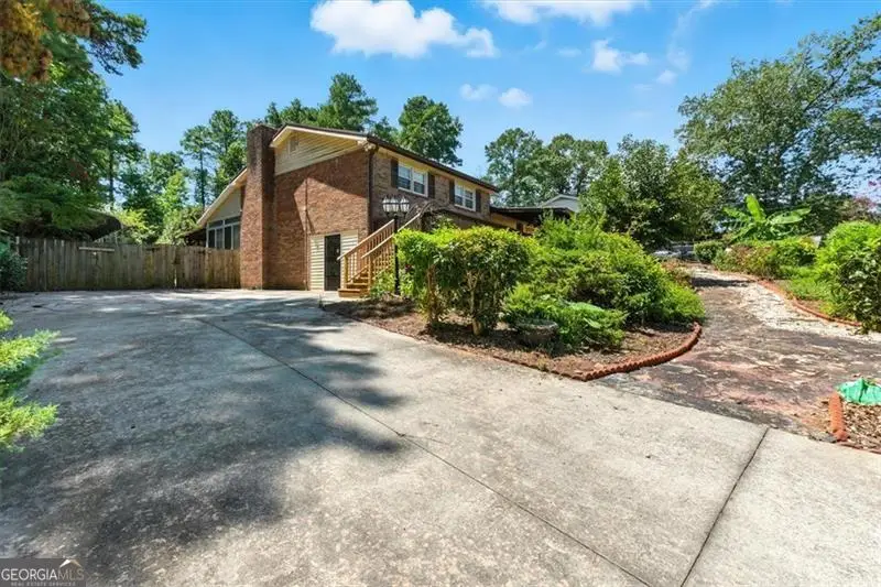 5725 Macedin Drive, Douglasville, GA 30135 - Image #3