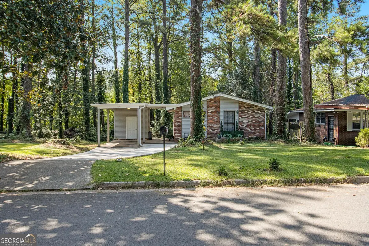 127 Ruzelle Drive Se, Atlanta, GA 30354 - Image #1