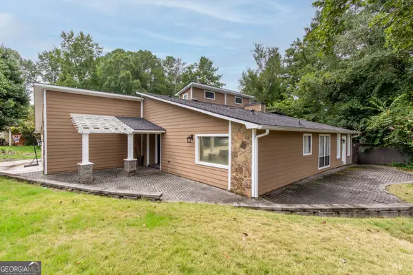 1050 Terramont Drive, Roswell, GA 30076