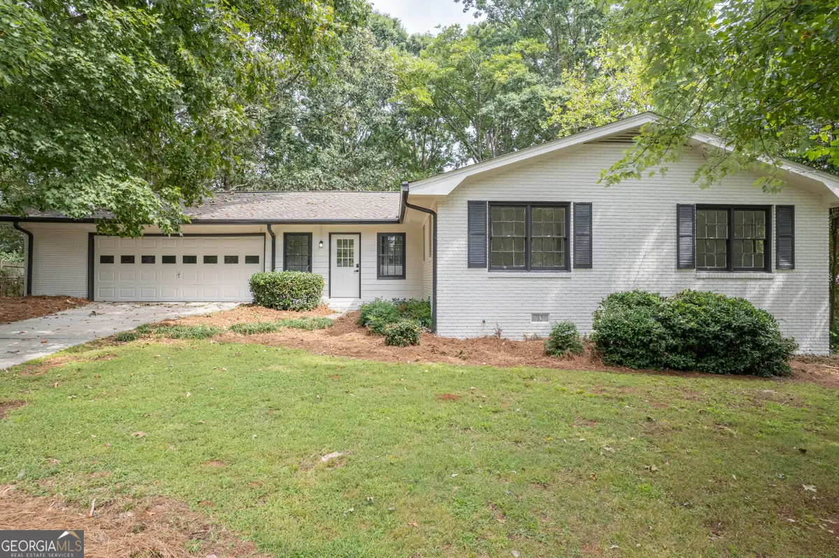 1586 Kings Road, Marietta, GA 30062 - Image #1