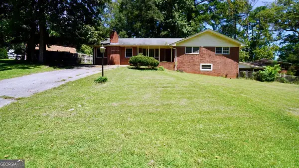 6663 Peacock Boulevard, Morrow, GA 30260