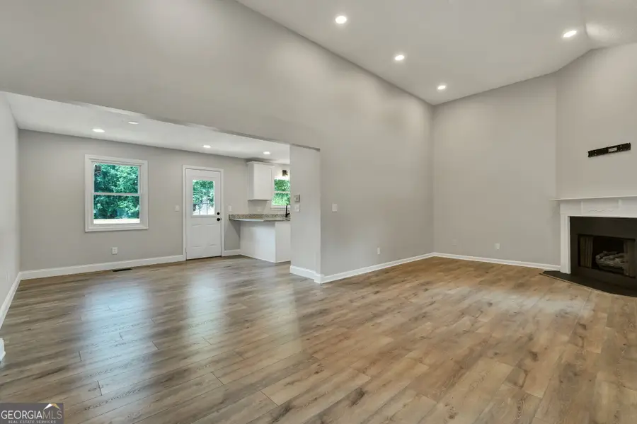 372 Castleview Drive, Ringgold, GA 30736 - Image #3