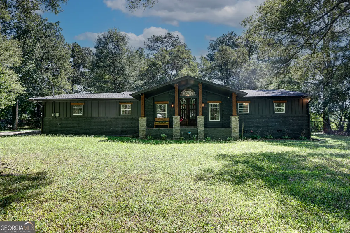 133 Kentucky Drive Ne, Calhoun, GA 30701 - Image #1