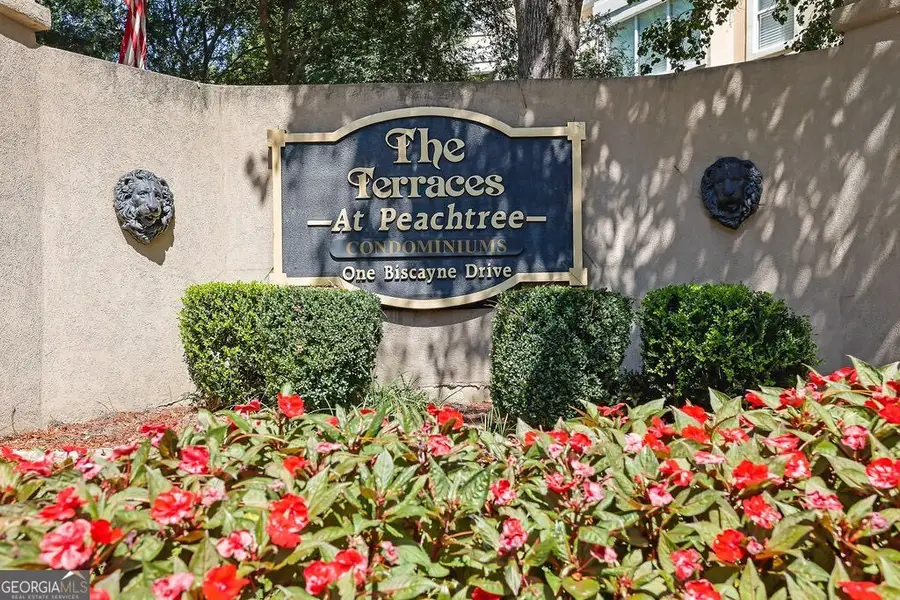 1 Biscayne Drive Nw #304, Atlanta, GA 30309 - Image #2