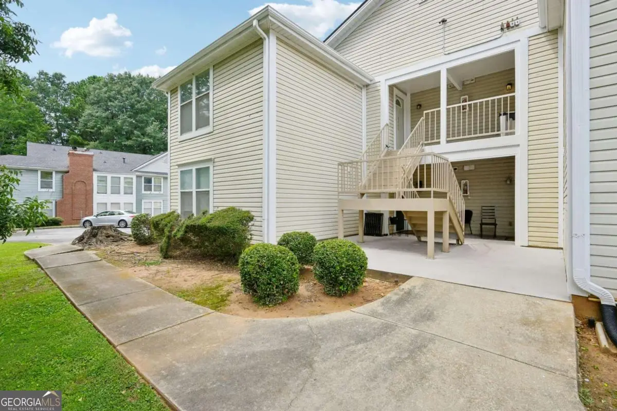 4263 Parkview Court, Stone Mountain, GA 30083 - Image #1