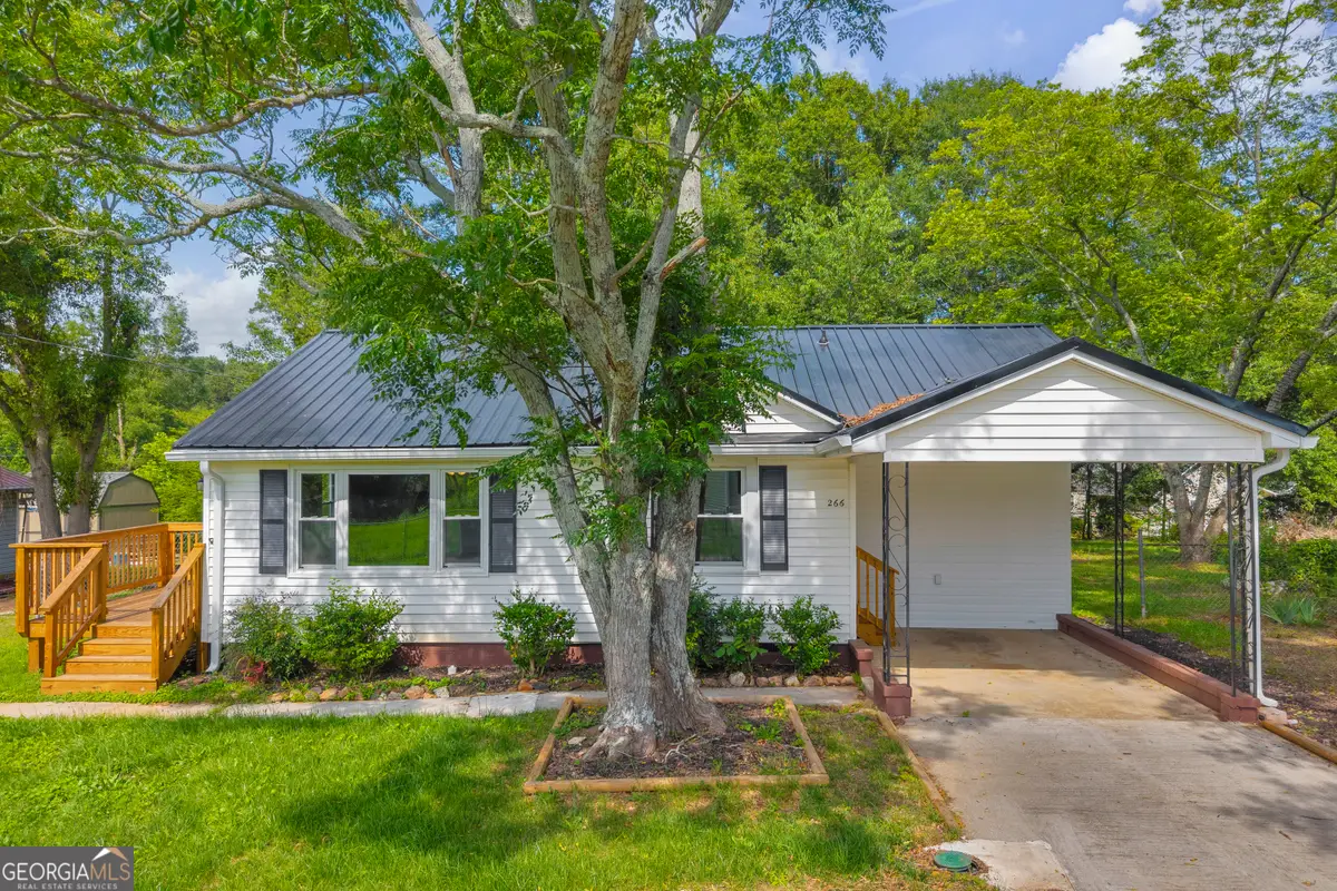 266 Randall Street, Lavonia, GA 30553 - Image #1
