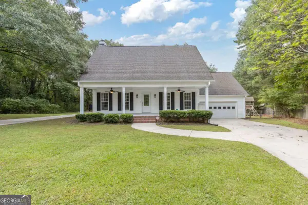 229 Covington Street, Loganville, GA 30052