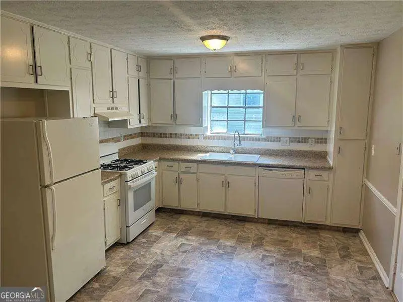 3932 Ferncliff Road, Snellville, GA 30039 - Image #3