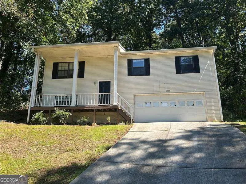 5323 Scarbrough Round, Stone Mountain, GA 30088 - Image #1