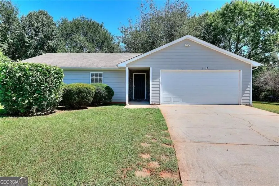 865 Oakhill Court, Stone Mountain, GA 30088 - Image #2