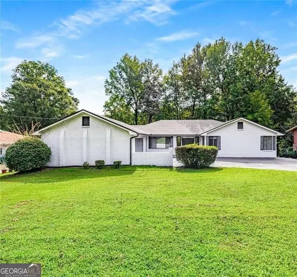 234 Shadow Lake Drive Sw, Lilburn, GA 30047