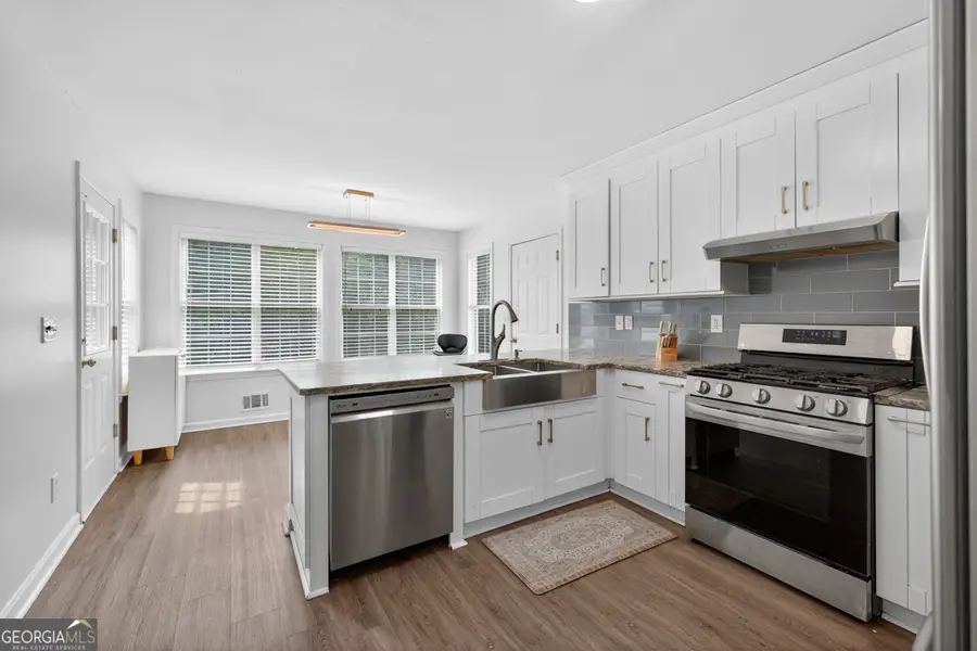 3945 Preston Oak Lane, Suwanee, GA 30024 - Image #2