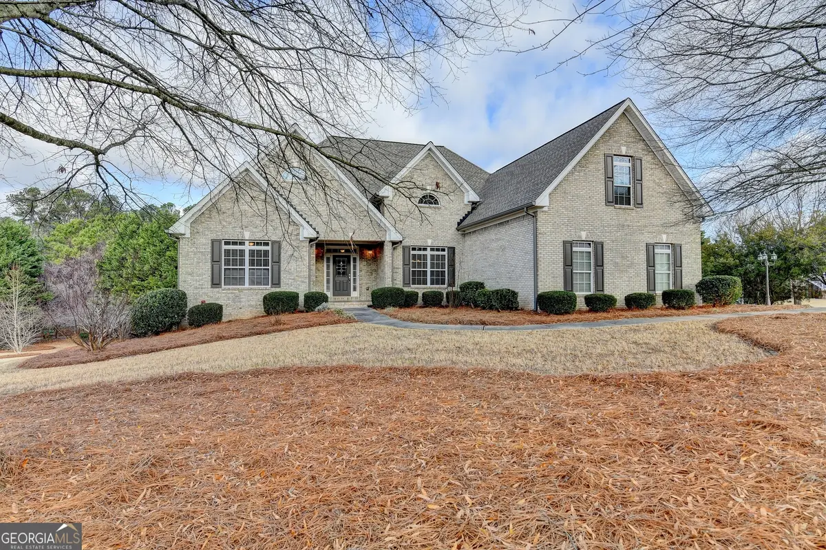 521 Sandy Cove Drive, Loganville, GA 30052 - Image #1
