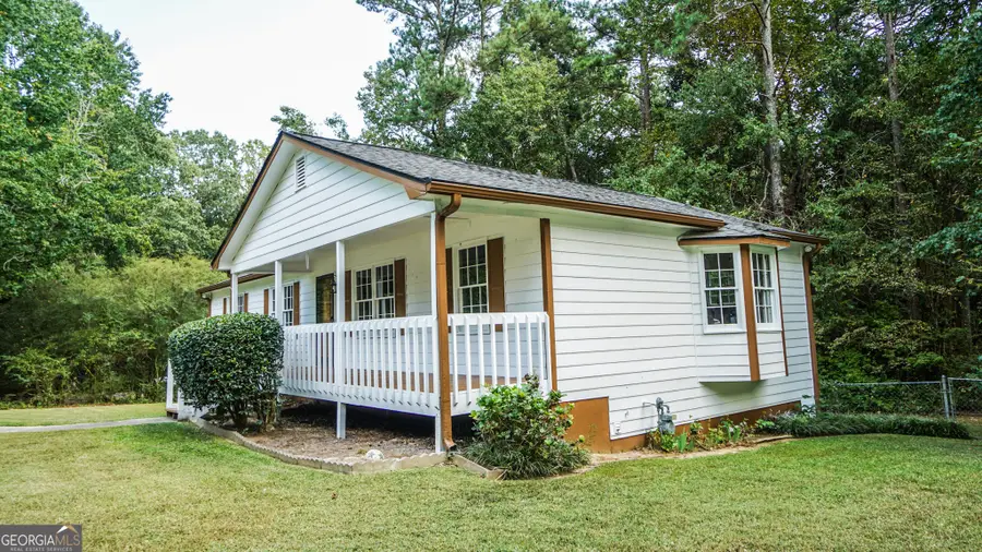 5641 Riding Woods Drive Sw, Powder Springs, GA 30127 - Image #3