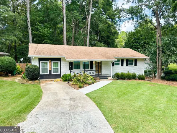 811 Cinderella Way, Decatur, GA 30033