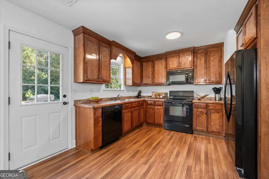 5458 Latham Manor Drive, Gainesville, GA 30506 - Image #3