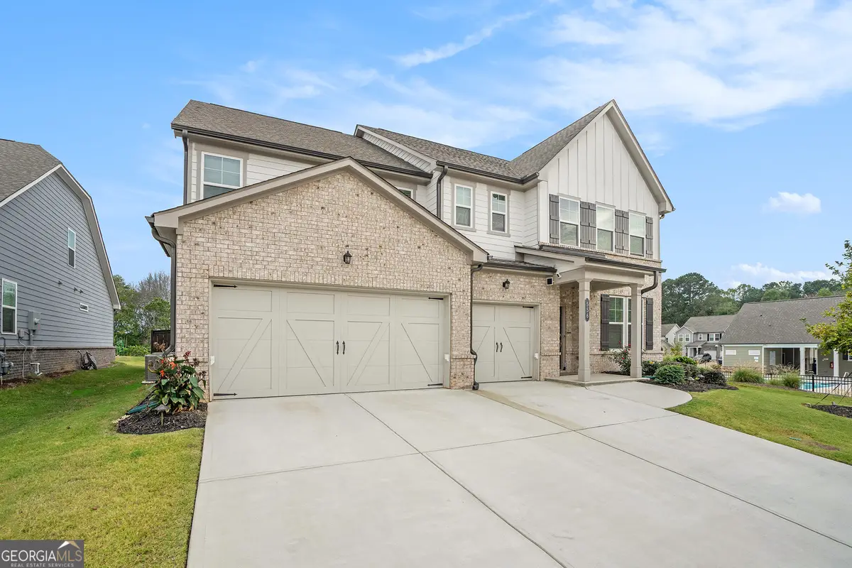 556 Hyde Ridge Trail, Loganville, GA 30052 - Image #1