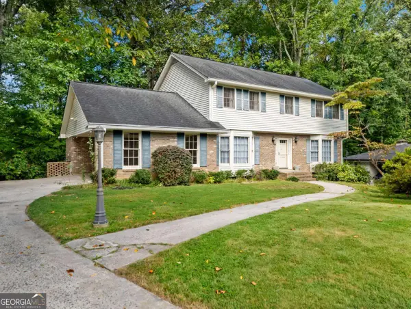 654 Grove Parkway Se, Marietta, GA 30067