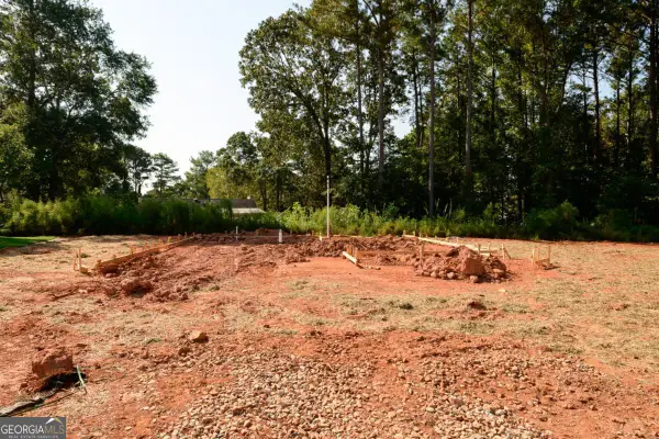 1840 Forkview Court, Lawrenceville, GA 30044