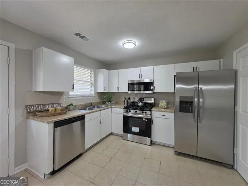 2281 Rambling Way, Lithonia, GA 30058 - Image #2