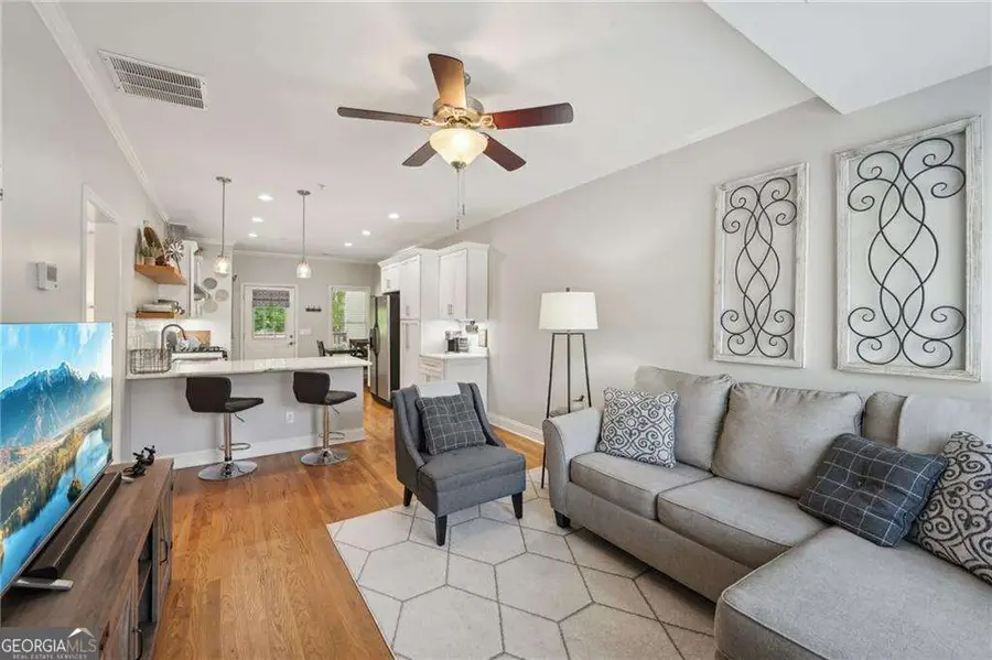 734 Frasier Circle Se, Marietta, GA 30060 - Image #2