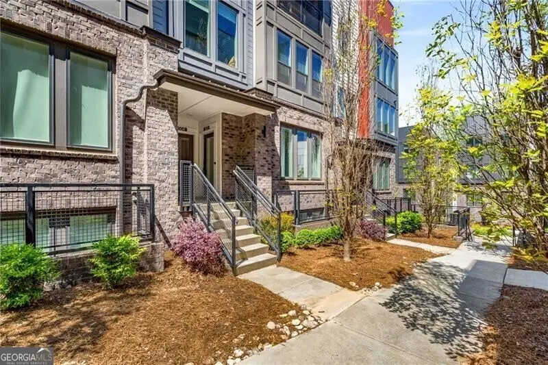 383 Pratt Drive Se #504, Atlanta, GA 30315 - Image #1