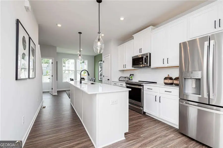 1430 Creekside Circle Nw, Atlanta, GA 30318 - Image #2