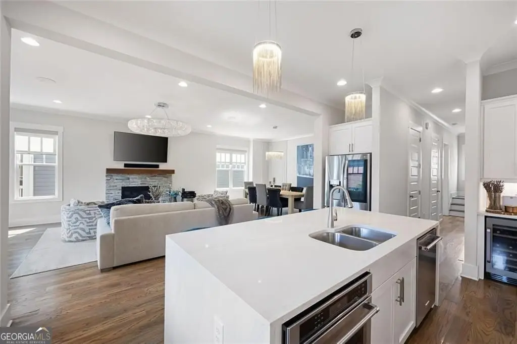 1472 Fairmont Avenue Nw, Atlanta, GA 30318 - Image #1