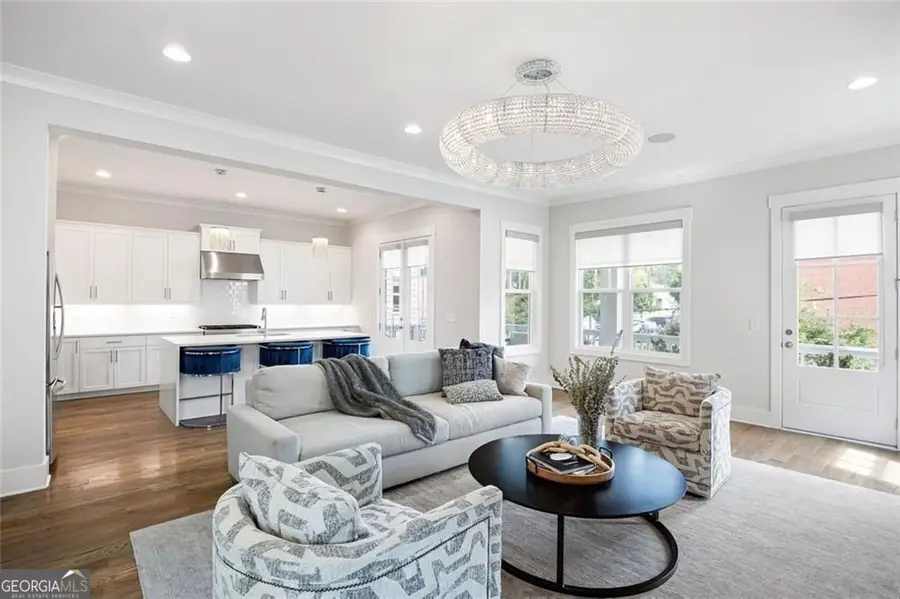 1472 Fairmont Avenue Nw, Atlanta, GA 30318 - Image #2