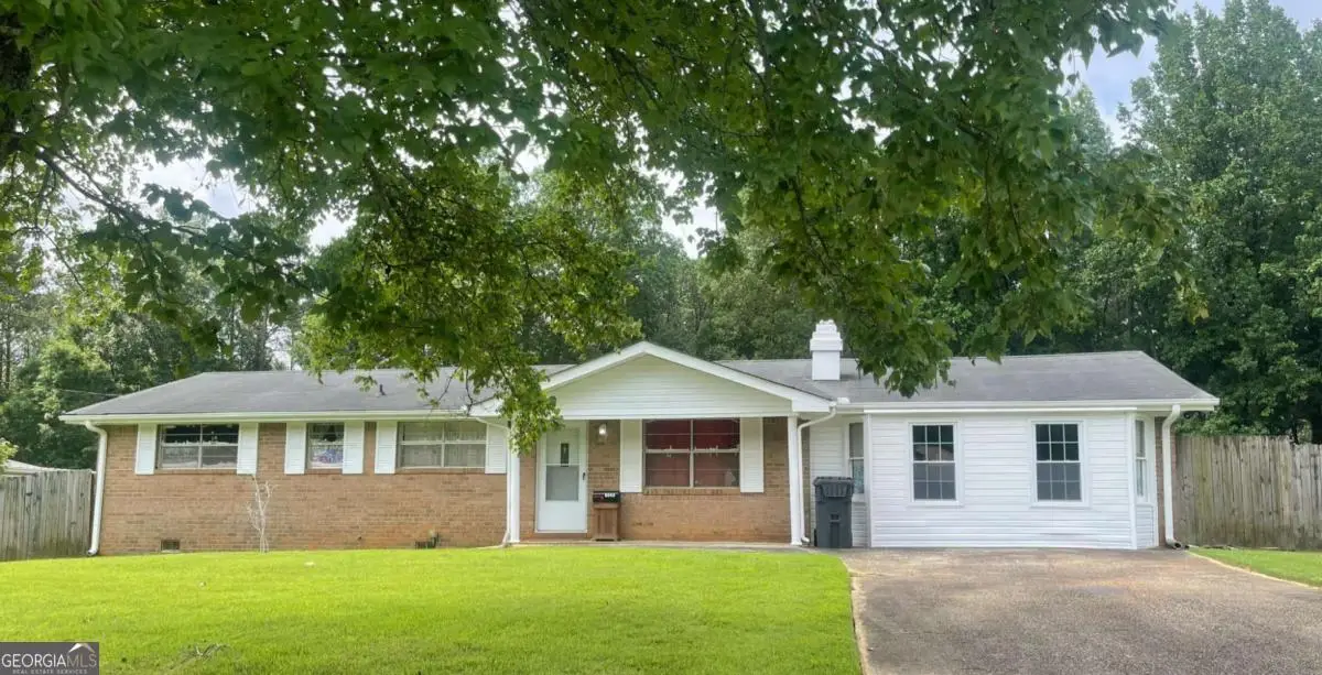 6045 S Bear Drive, Douglasville, GA 30135 - Image #1