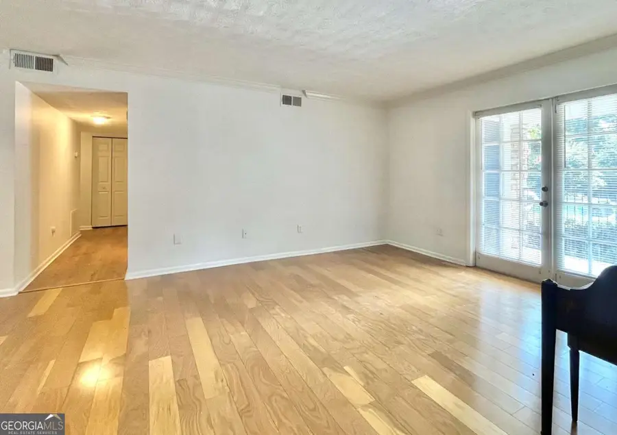 1150 Collier Road Nw #2J, Atlanta, GA 30318 - Image #3