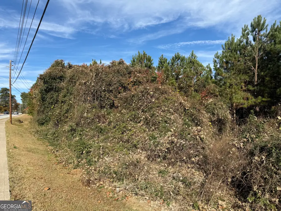 8626 Webb Road, Riverdale, GA 30274 - Image #3