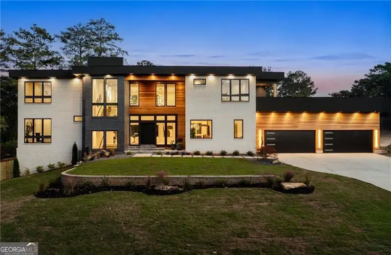 6531 Long Acres Drive, Sandy Springs, GA 30328 - Image #1