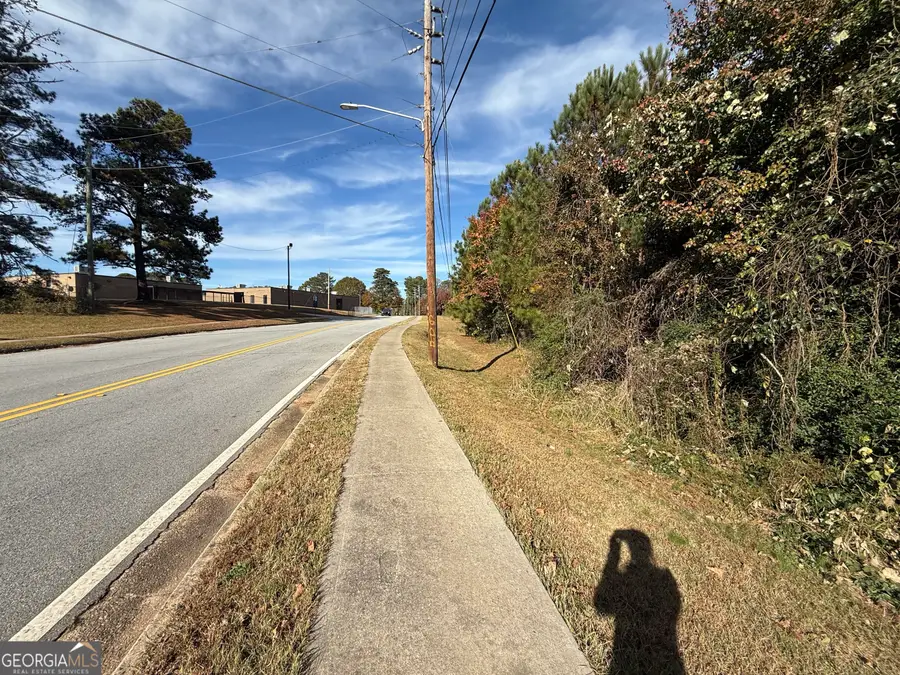 8632 Webb Road, Riverdale, GA 30274 - Image #3