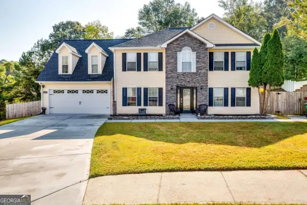 8241 Mckenzie Place, Lithonia, GA 30058